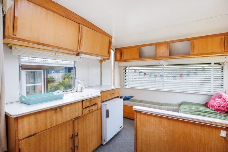 Photo of property in 16 Chrystal Street, Foxton Beach, Foxton, 4815