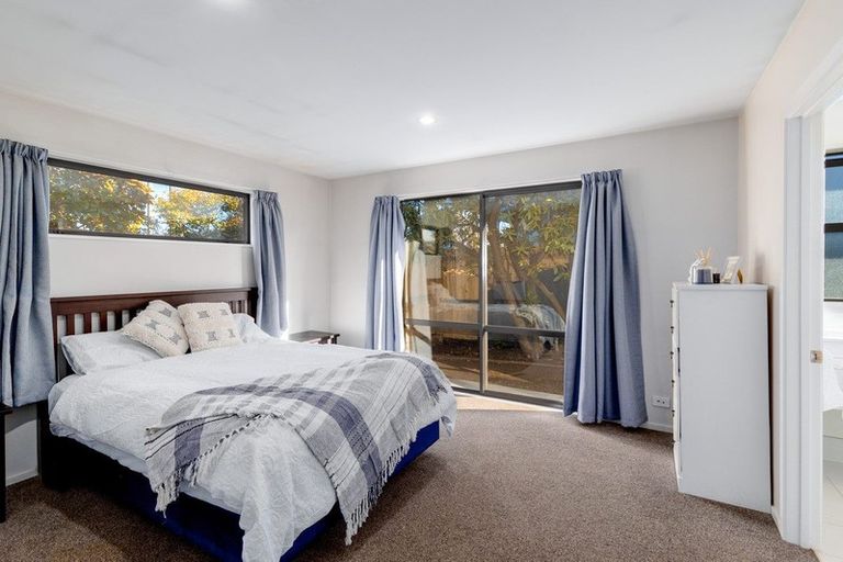 Photo of property in 15 Surrey Street, Linwood, Christchurch, 8062