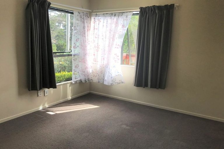 Photo of property in 159 Colwill Road, Massey, Auckland, 0614