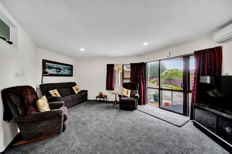 Photo of property in 6a Milmoe Street, Hawera, 4610