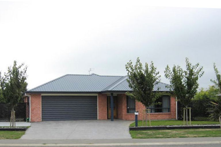 Photo of property in 122 Lowes Road, Rolleston, 7614