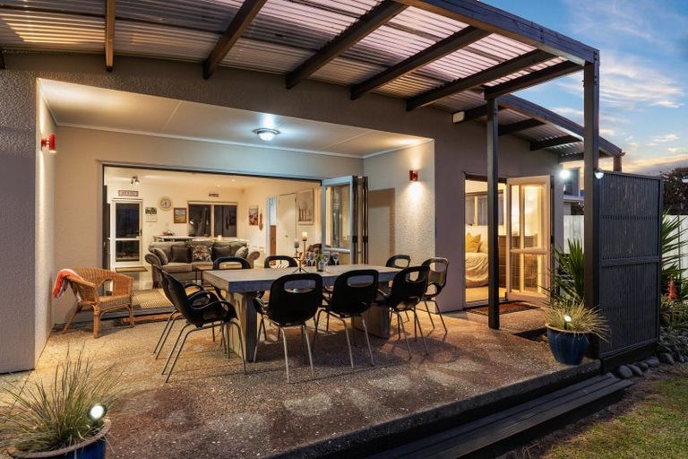Photo of property in 227b Ocean Road, Whangamata, 3620