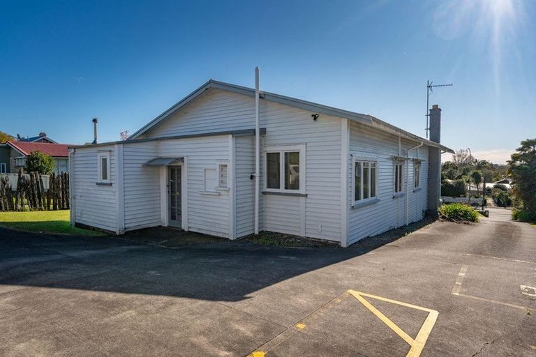Photo of property in 16 Boundary Road, Claudelands, Hamilton, 3214