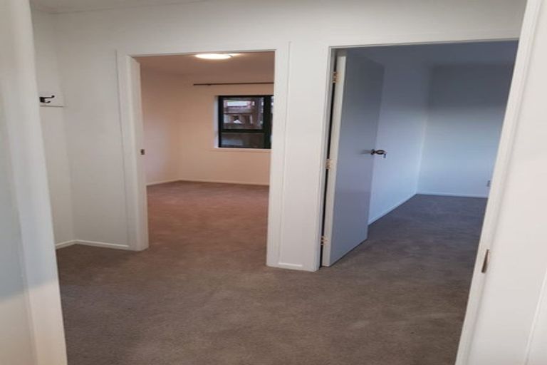 Photo of property in 3 Anzia Way, Johnsonville, Wellington, 6037