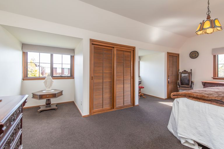 Photo of property in 24 Gothic Place, Ilam, Christchurch, 8041