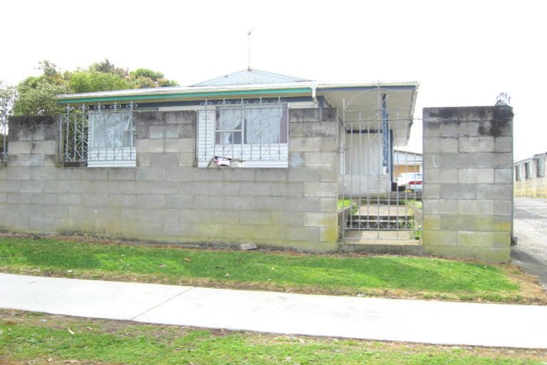 Photo of property in 9 Ilford Crescent, Mangere, Auckland, 2022