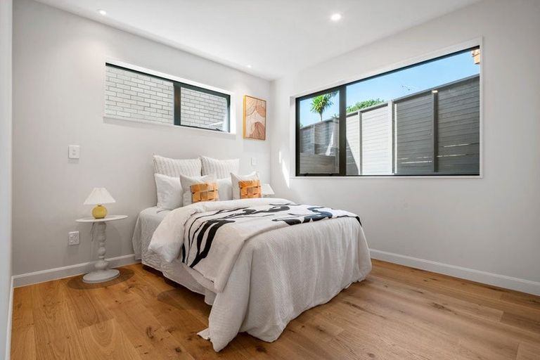 Photo of property in 1 Weetman Drive, Browns Bay, Auckland, 0630