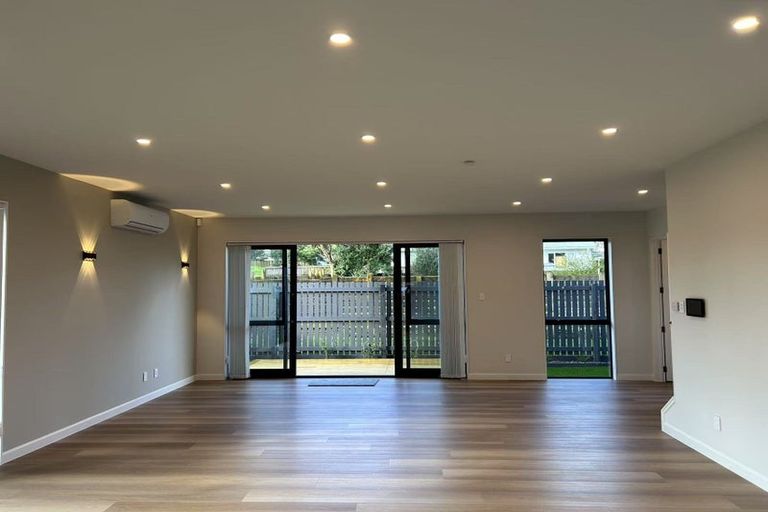 Photo of property in 7c Daytona Road, Henderson, Auckland, 0610