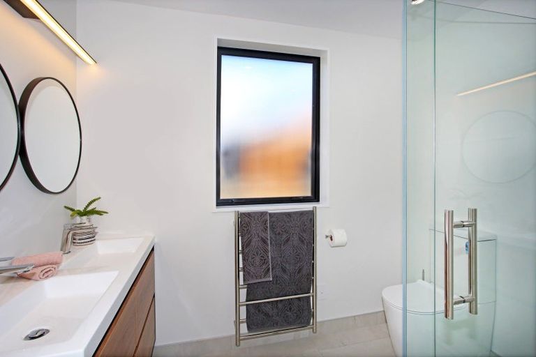 Photo of property in 6 Will Cooper Way, Tuakau, 2121