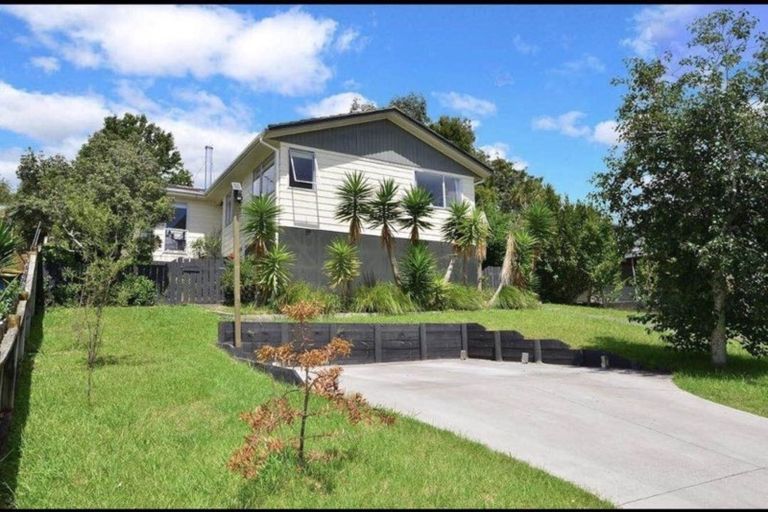 Photo of property in 59 Gallony Avenue, Massey, Auckland, 0614