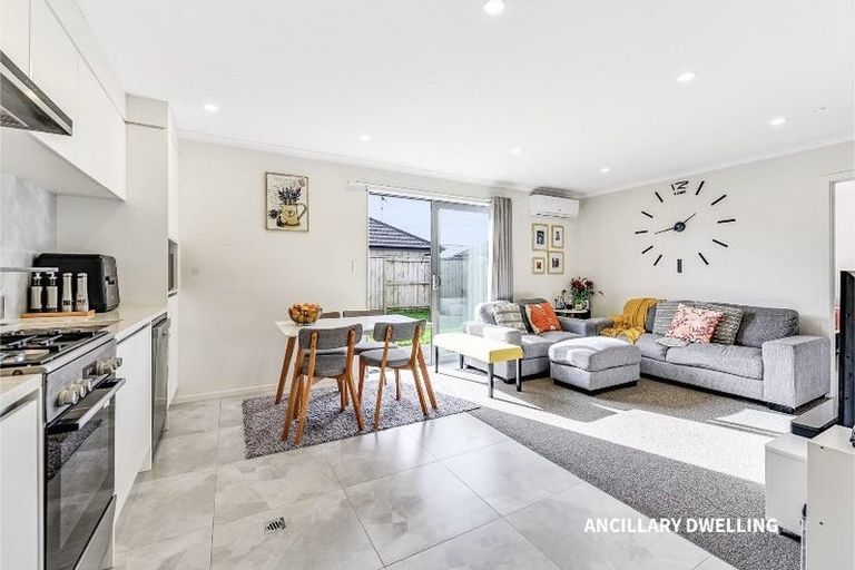 Photo of property in 8 Kaaka Street, Cambridge, 3434