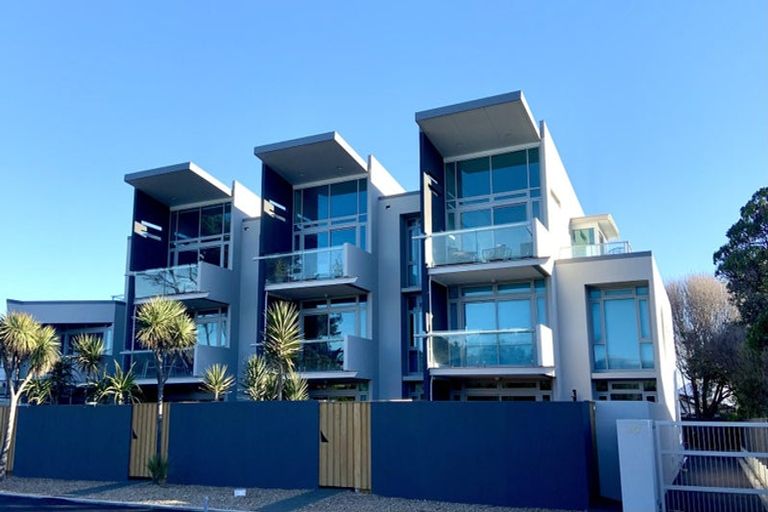 Photo of property in 7/272 Marine Parade, New Brighton, Christchurch, 8061