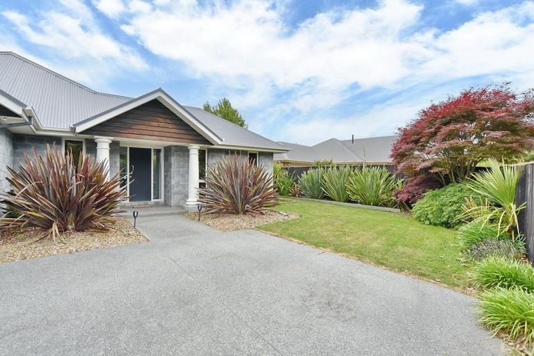 Photo of property in 34 Oxford Road, Rangiora, 7400
