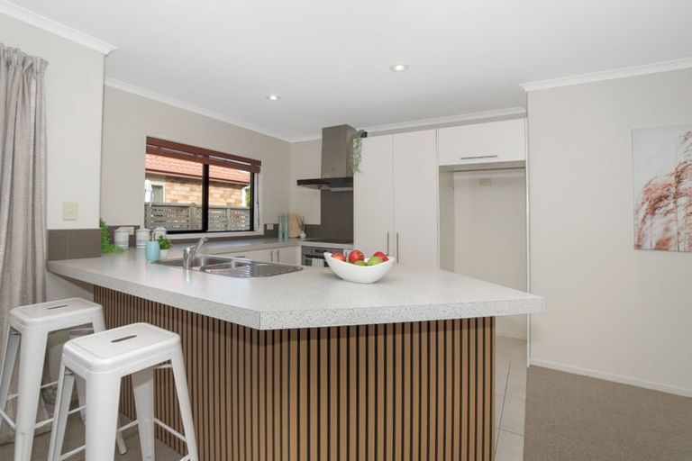 Photo of property in 16/100 Millers Road, Brookfield, Tauranga, 3110