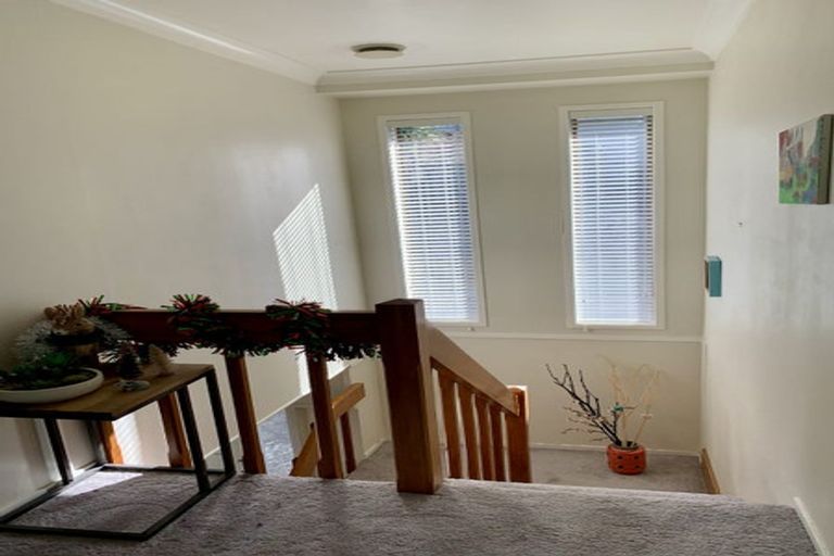 Photo of property in 74 Alexander Street, Cockle Bay, Auckland, 2014