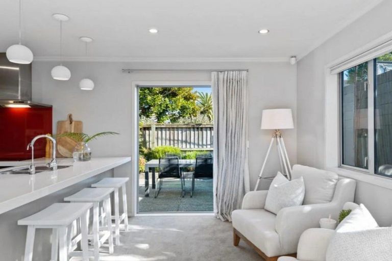 Photo of property in 37 Sherborne Street, St Albans, Christchurch, 8014