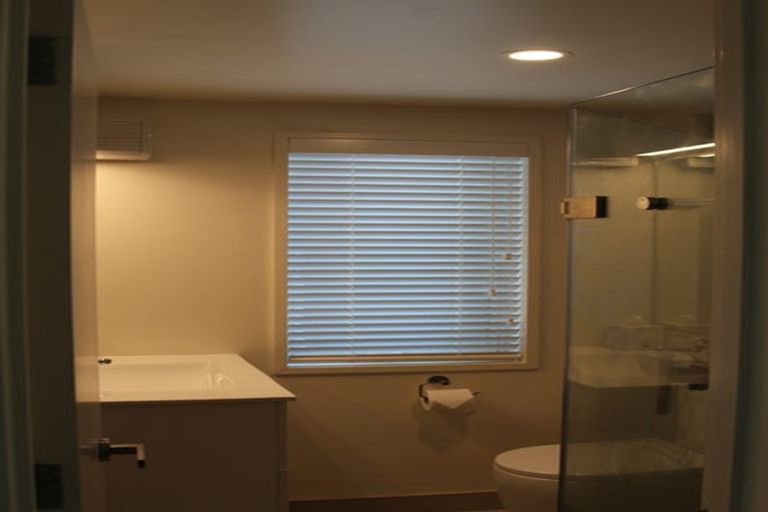 Photo of property in 122 Office Road, Merivale, Christchurch, 8014