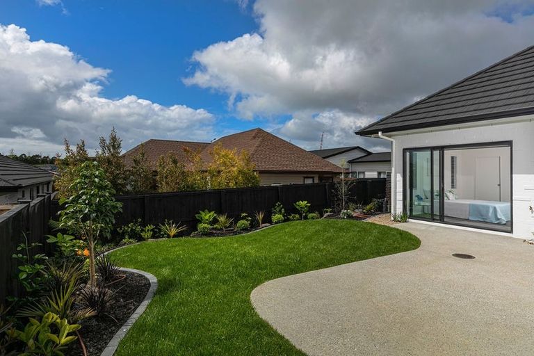 Photo of property in 45 Maurice Kelly Road, Wainui, 0932