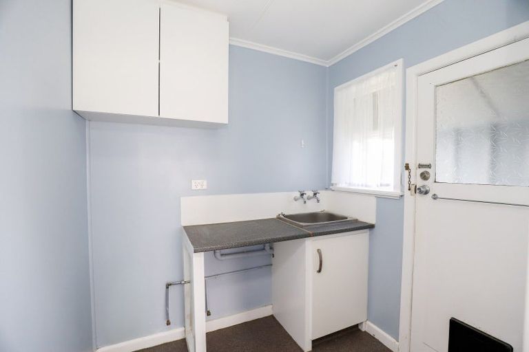 Photo of property in 9 Hayward Road, Ngatea, 3503