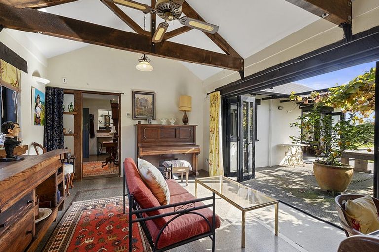 Photo of property in 475 Frankley Road, Hurworth, New Plymouth, 4371