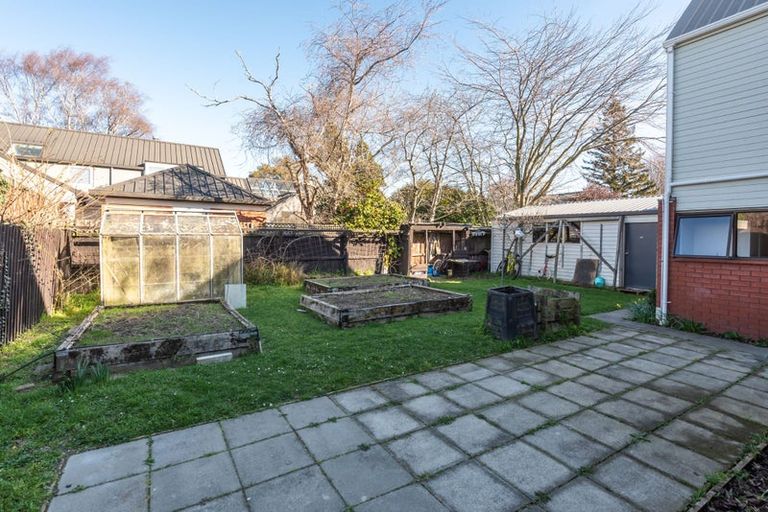 Photo of property in 27 Wadeley Road, Ilam, Christchurch, 8041