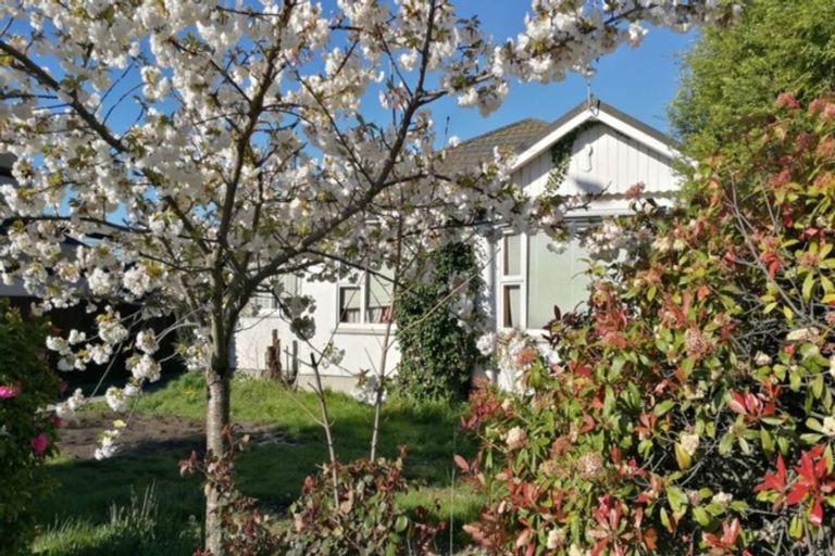 Photo of property in 70 Matipo Street, Riccarton, Christchurch, 8041