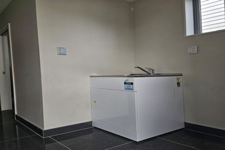 Photo of property in 4 Mcginty Street, Takanini, 2112