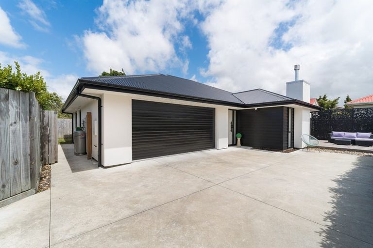 Photo of property in 6 Ngaio Street, West End, Palmerston North, 4412