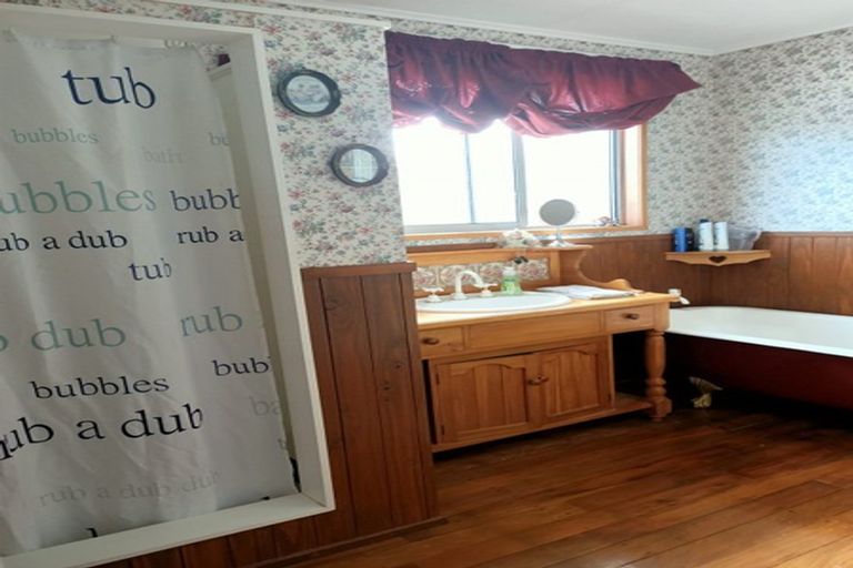 Photo of property in 9 Lockwood Point, Wairoa, 4108