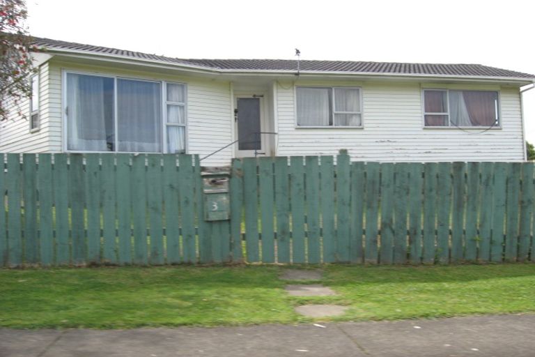 Photo of property in 3 Ilford Crescent, Mangere, Auckland, 2022