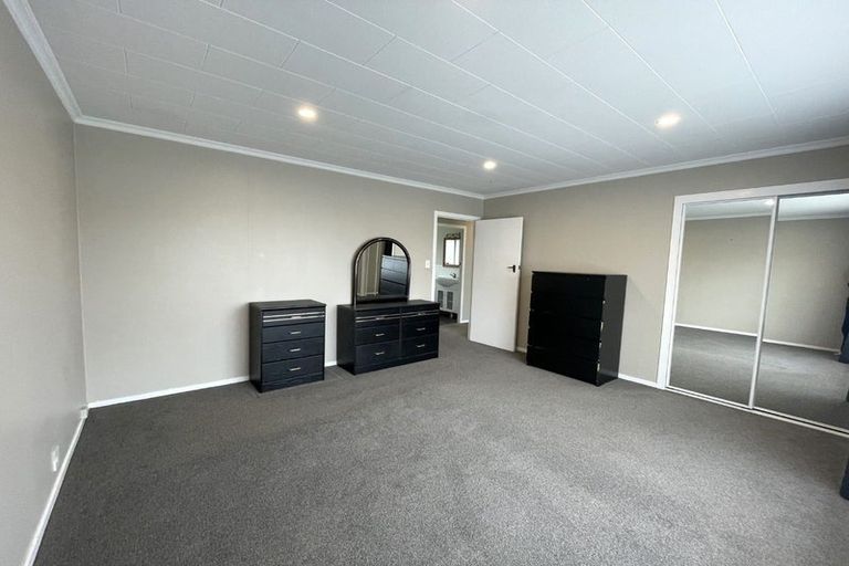 Photo of property in 27 Warkworth Grove, Bell Block, New Plymouth, 4312