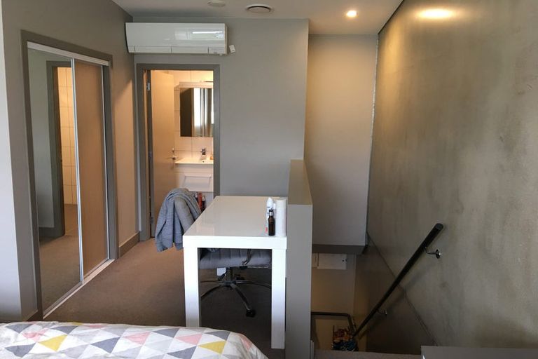 Photo of property in Canvas Apartments, 11/307u Willis Street, Te Aro, Wellington, 6011