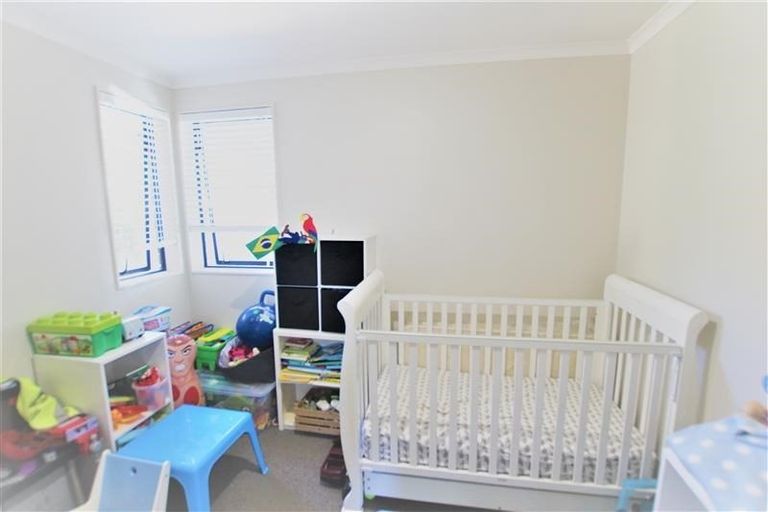 Photo of property in 77 Mountain Road, Mangere Bridge, Auckland, 2022