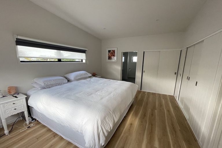 Photo of property in 16 Puriri Road, Pukekohe, 2120