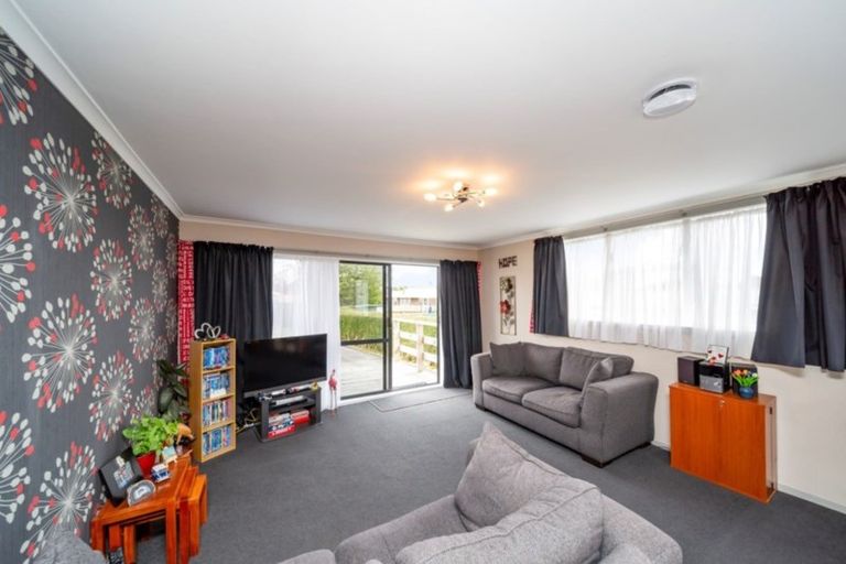 Photo of property in 50a Celia Street, Stratford, 4332