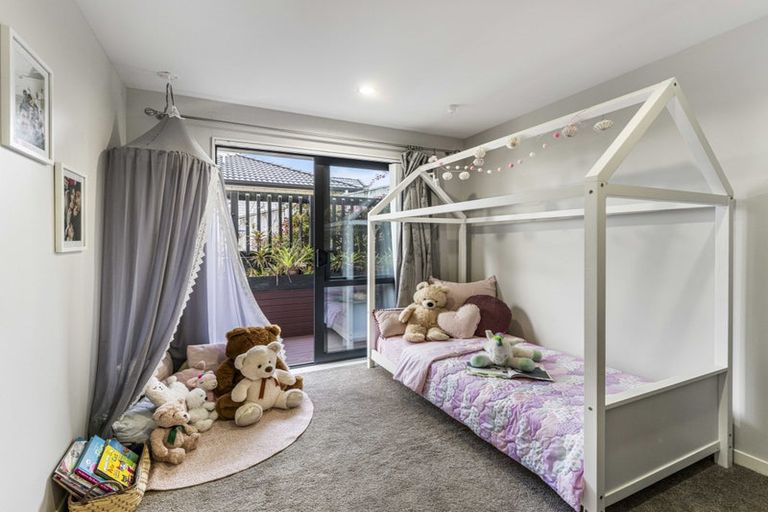 Photo of property in 31 Aldon Lane, The Gardens, Auckland, 2105