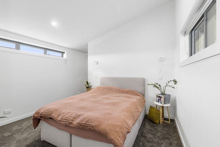 Photo of property in 216c Sutherland Road, Lyall Bay, Wellington, 6022