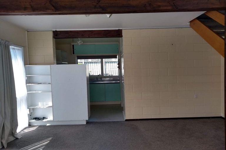 Photo of property in 17/4u Dr Taylor Terrace, Johnsonville, Wellington, 6037