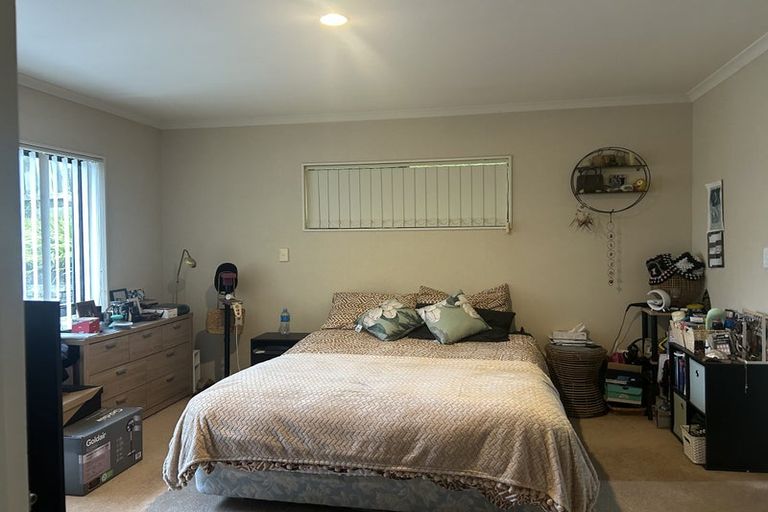 Photo of property in 6 Chelmsley Avenue, Henderson, Auckland, 0612