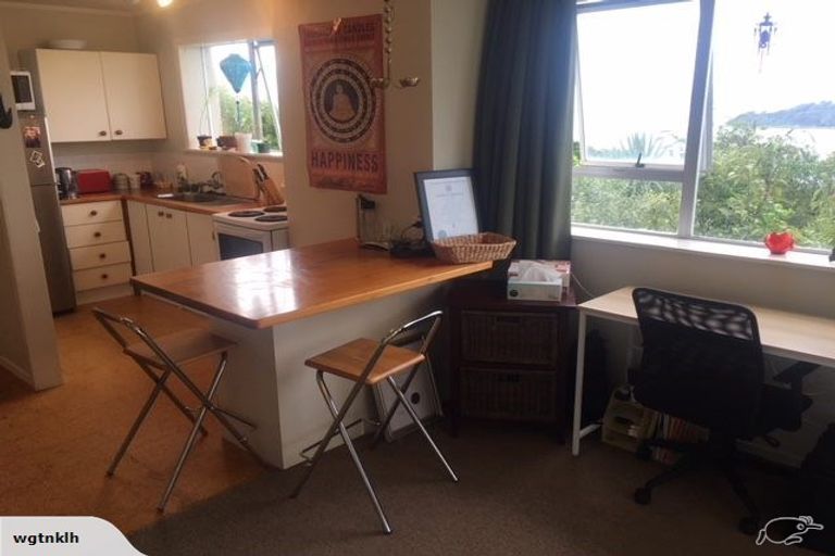 Photo of property in Grafon Court Flats, 53u2 Grafton Road, Roseneath, Wellington, 6011