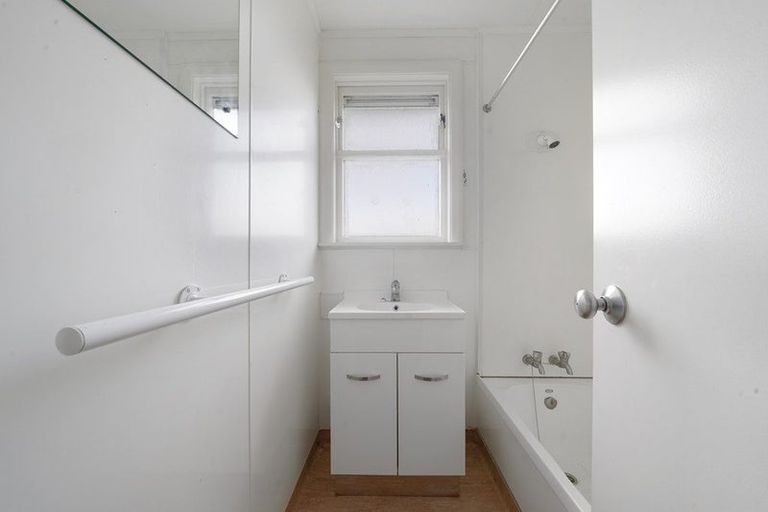 Photo of property in 16 Angus Street, Otara, Auckland, 2023