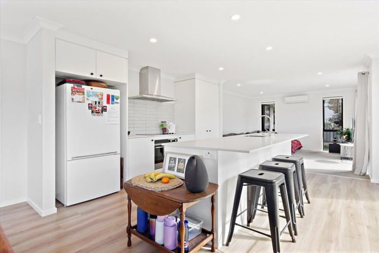 Photo of property in 2a No 2 Road, Te Puke, 3119