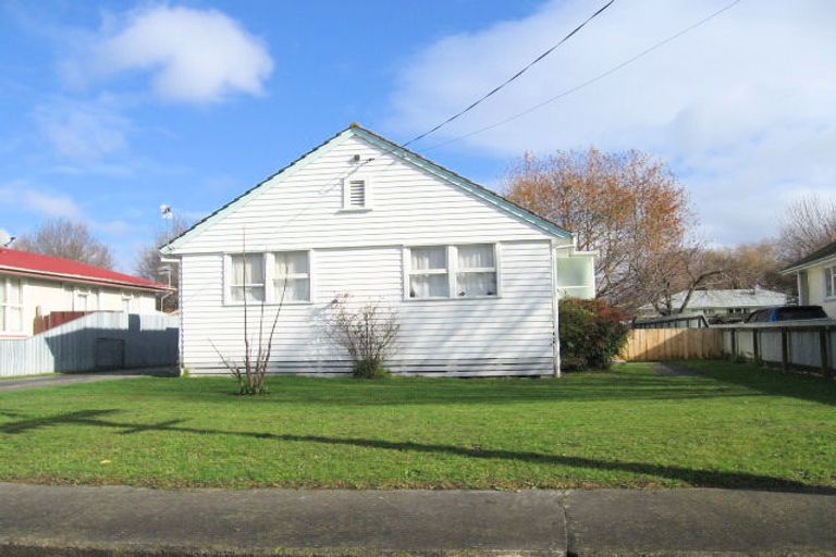 Photo of property in 1019 Sussex Street, Mayfair, Hastings, 4122
