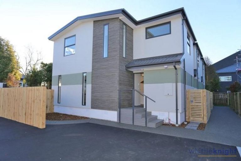 Photo of property in 215 Peterborough Street, Christchurch Central, Christchurch, 8013