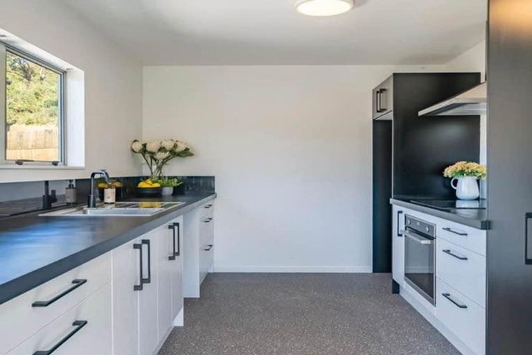 Photo of property in 8 Hastings Grove, Wainuiomata, Lower Hutt, 5014