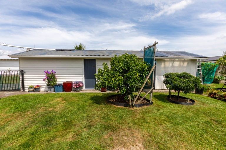 Photo of property in 37 Fox Street, Woodville, 4920