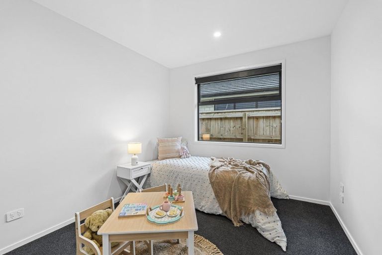 Photo of property in 5a Massey Street, Westown, New Plymouth, 4310