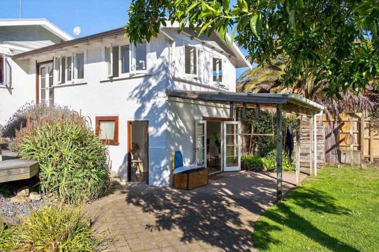 Photo of property in 3 Pare Street, Wainui, Gisborne, 4010