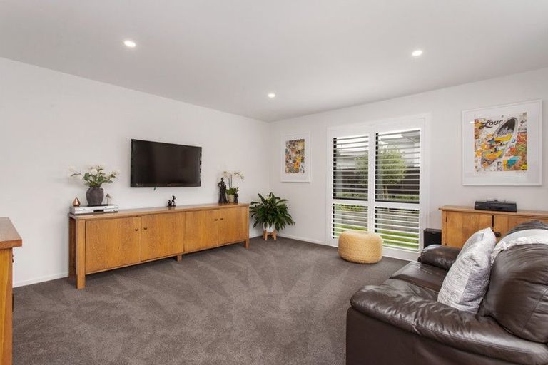 Photo of property in 48 Karere Avenue, Marshland, Christchurch, 8083