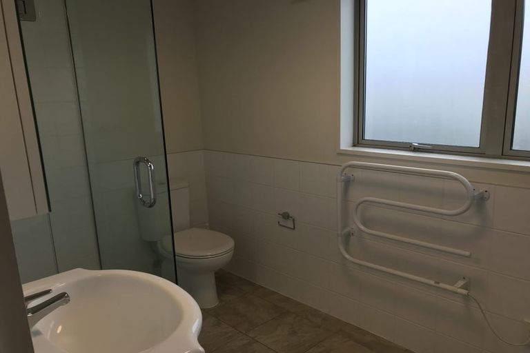 Photo of property in 8a Rotherham Street, Riccarton, Christchurch, 8041